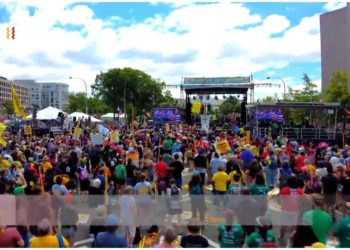 Fome nos EUA: Marcha dos pobres cerca do Capitólio para protestar contra o governo Biden