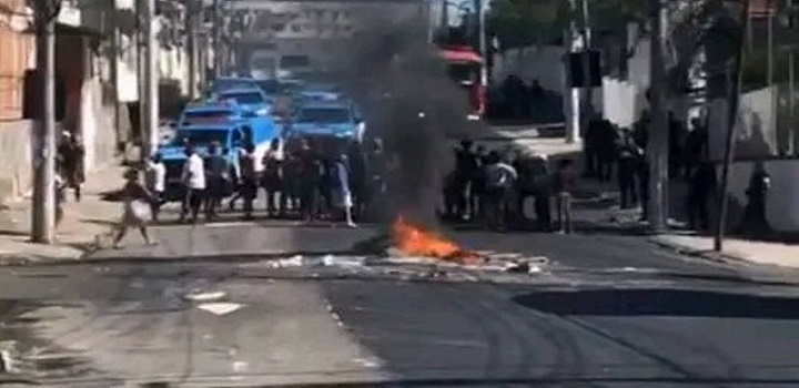 Um homem identificado como Reginaldo Avelar Porto, de 38 anos, morreu após ser baleado por um tiro de fuzil na Avenida Marechal Rondon,