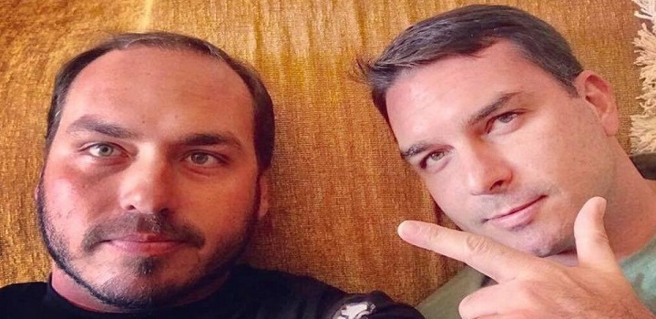 Saiba sobre a intriga entre Flavio e Carlos Bolsonaro pela campanha do pai