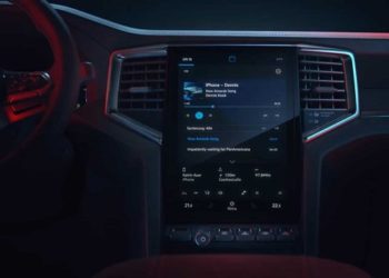 Volkswagen Amarok 2023; Central multimídia