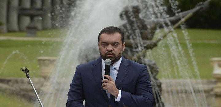 O governador do Rio, Claudio Castro (PL), anunciou nesta quinta-feira (14), que determinou à Secretaria de Estado de Saúde a revisão de todos os protocolos e procedimentos no Hospital da Mulher Heloneida Studart