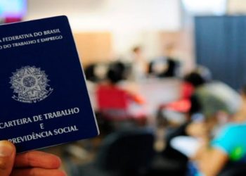 Segundo o IBGE, o desemprego no Brasil caiu para 5,8% no 2º trimestre, o menor índice da série histórica. Salários e empregos formais também atingem níveis recordes.