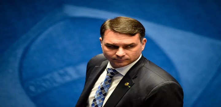 Flavio Bolsonaro quer barrar CPI DO MEC