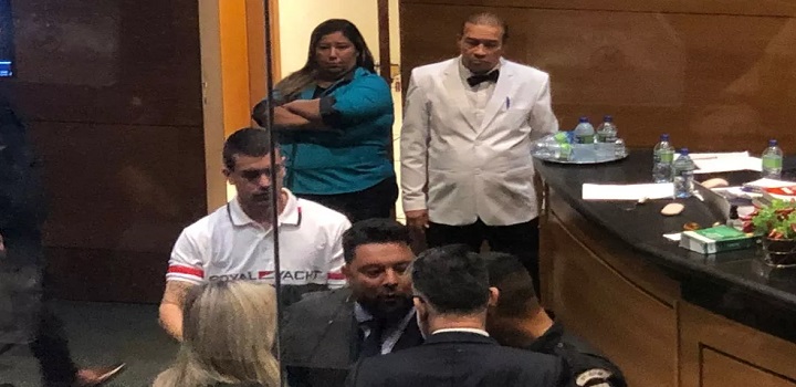 Caso Henry: interrogatório de peritos dura 12 horas, tem discussões e pedido de representação contra juíza