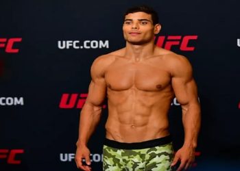 Paulo Borrachinha: Astro do MMA é conduzido à delegacia em BH após denúncia de agressão contra enfermeira. As profissionais de saúde relataram que na hora de receber a vacina contra a Covid, o lutador rejeitou a aplicação e queria sair do local com o cartão carimbado, como se estivesse vacinado