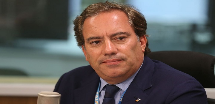 Presidente da Caixa pede demissão após denúncias