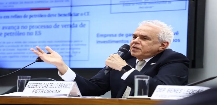Presidente Jair Bolsonaro (PL) teria tentado interferir na Petrobras, segundo ex-presidente da estataL rOBERTO CASTELLO BRANCO