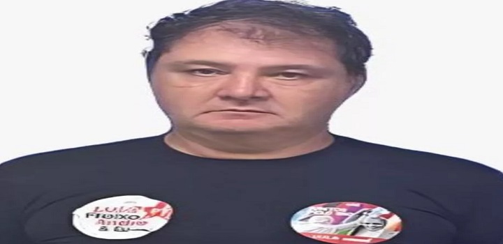 Homem preso por jogar fezes em comicio de Lula