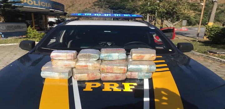 A Polícia Rodoviária Federal apreendeu na manhã deste domingo, na Dutra, no município de Piraí, cerca de R$ 670 mil.
