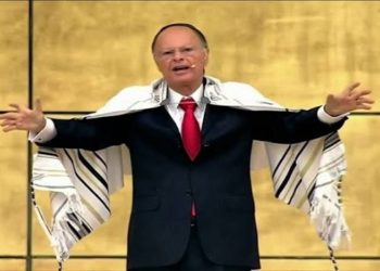 eDIR MACEDO PEDE DINHEIRO PARA FIEIS