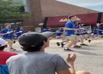 EUA: TIROTEIO EM ILLINOIS NO DESFILE DE 4 DE JULHO