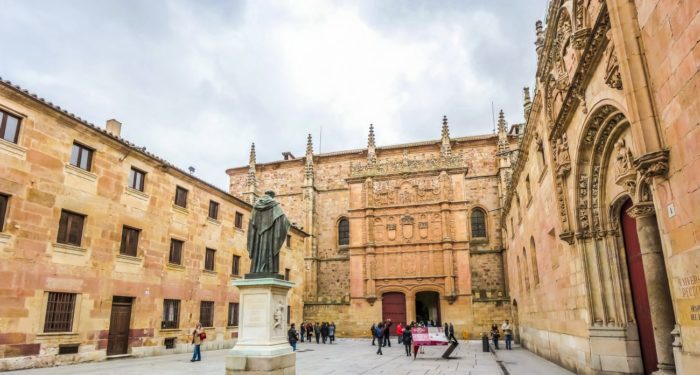 Congresso literário da Universidade de Salamanca, na Espanha