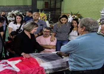 vELÓRIO DE MARCELO ARRUDA, PETISTA MORTO POR BOLSONARISTA
