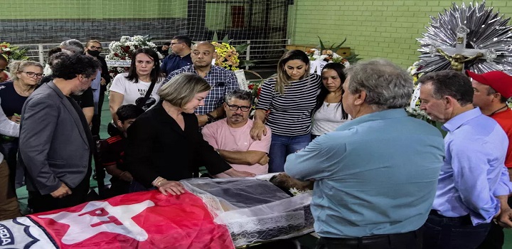 vELÓRIO DE MARCELO ARRUDA, PETISTA MORTO POR BOLSONARISTA