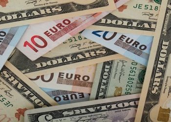 Valor do dólar e do euro