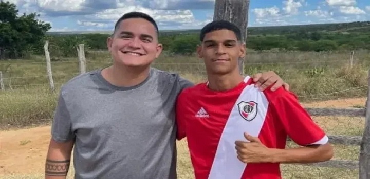 Saiba sobre o contrato de luva de pedreiro e allan jesus, empresário pede R$ 20 MILHIOES DE RESCISAO