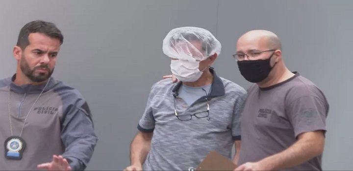 Cirurgião-plástico equatoriano Bolívar Guerrero Silva foi detido no centro cirúrgico. Médico mantem paciente em carcere