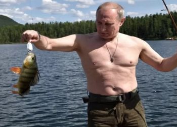 Putin responde às provocações sobre suas fotos sem camisa