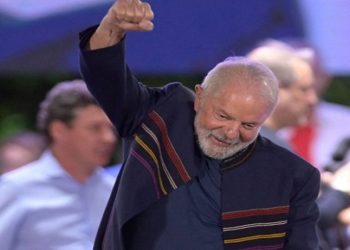 Voz de Lula: dificuldade de Lula com a voz