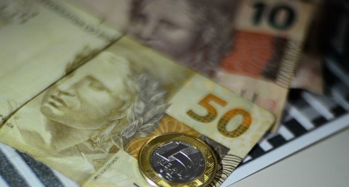 Auxílio Brasil no Norte Fluminense: impacto financeiro em oito cidades