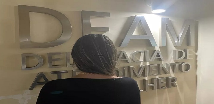 MULHERES DENUNCIAM BRUNO KRUPP PPR ESTUPRO
