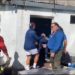 Luiz Suaréz chega a vestiario humilde