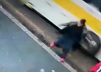 rAPAZ ATROPELADO POR ONIBUS EM CASCAVEL