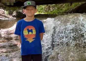 Autoridades de saúde do estado do Nebraska confirmaram que um garoto americano de 8 anos morreu em decorrência de uma infecção causada por raro tipo de ameba, conhecida como 'comedora de cérebros'