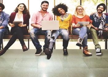 eSTAGIO E TRAINEE: OPORTUNIDADES