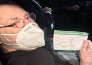 Morto aos 84 anos, Jô Soares vivia recluso em seu apartamento, em Higienópolis, São Paulo. A última aparição pública do humorista e apresentador aconteceu em fevereiro de 2021, quando ele esteve no Estádio do Pacaembu para se vacinar contra a Covid-19, em 2021.