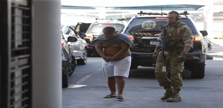 A milícia chefiada por Luís Antônio da Silva Braga, o Zinho, irmão do paramilitar Wellington da Silva Braga, o Ecko, morto em operação policial em junho do ano passado,