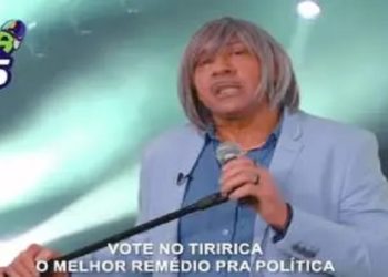 Tiririca parodiando Roberto Carlos