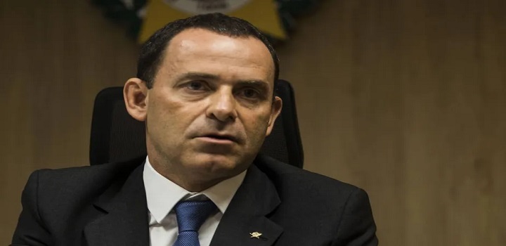 Allan Turnwski: delegado preso tinha planos de matar bicheiro rogerio de andrade