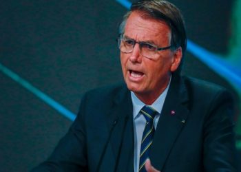 Bolsonaro internado em hospital