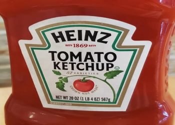 Ketchup Heinz é um dos itens que terão o rótulo alterado após morte de Rainha Elizabeth