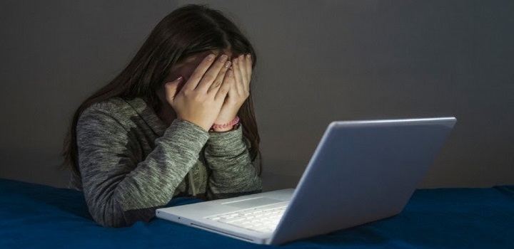 adolescentes são vitimas e autores de cyberbullying no rj