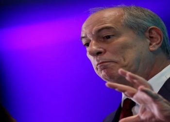 Ciro Gomes chama filho de Lula de ladrão