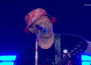 Coldplay canta em português