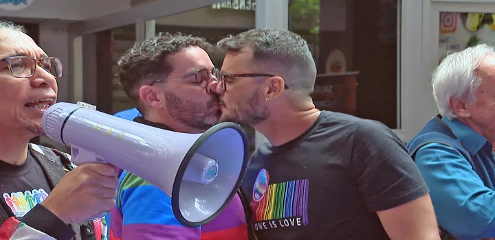 Priotesto da Comunidade Gay no bar popeye