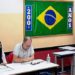 Bolsonaro votando