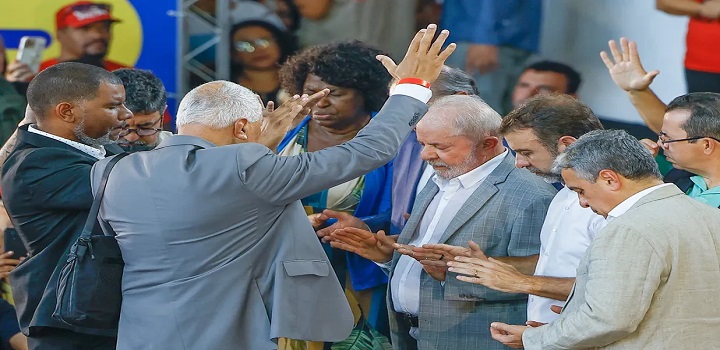 Lula faz carta para os evangélicos