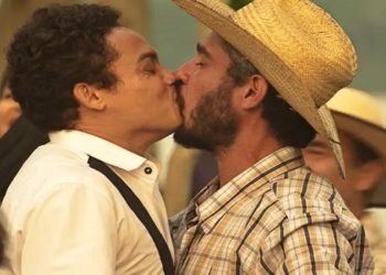 ator comemora beijo gay em pantanal
