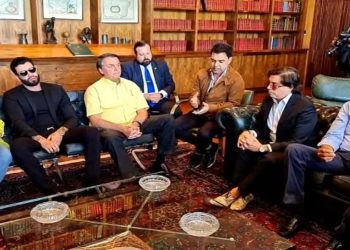Bolsonaro recebe apoio de sertanejos, cantores sertanejos que apoiam bolsonaro