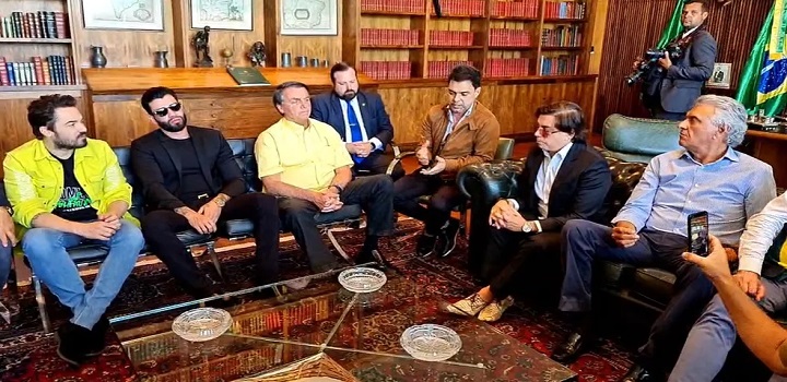 Bolsonaro recebe apoio de sertanejos, cantores sertanejos que apoiam bolsonaro
