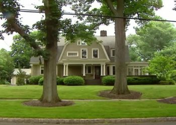 the watcher netflix, casa da série
