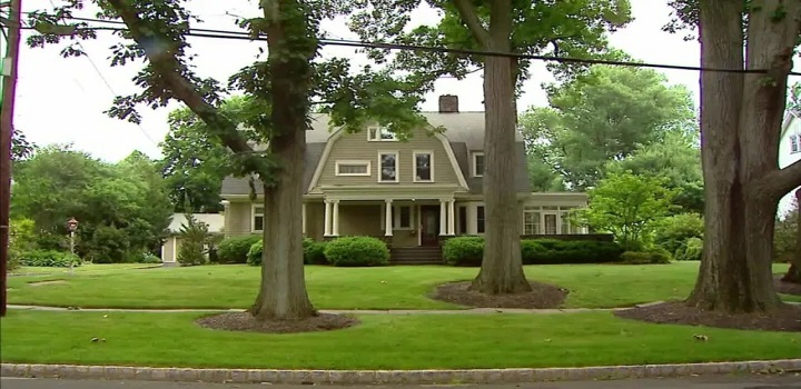 the watcher netflix, casa da série