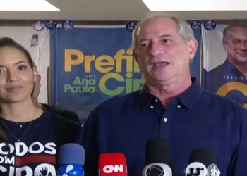 Na sua primeira declaração após o resultado das urnas apontarem sua derrota nas urnas, o candidato à Presidência pelo PDT, Ciro Gomes, afirmou estar "profundamente preocupado com o país"