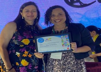 professora da Rede Municipal de Educação de Macaé, Gabriela Barreto de Oliveira, foi a vencedora do VIII Congresso Nacional de Educação