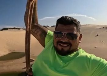 Turista Sérgio Murilo filmou a propria queda em tirolesa de canoa quebrada