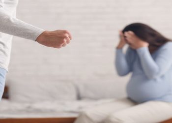 Homem agride grávida em Casimiro de ABREU